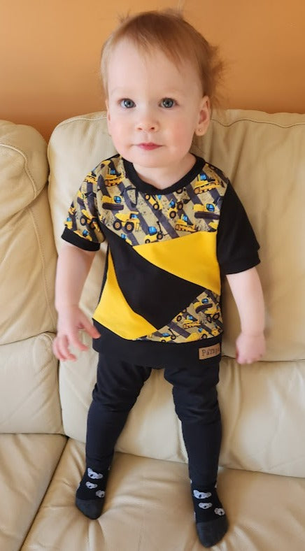 Chandail excentrique - Camions de constructions jaunes