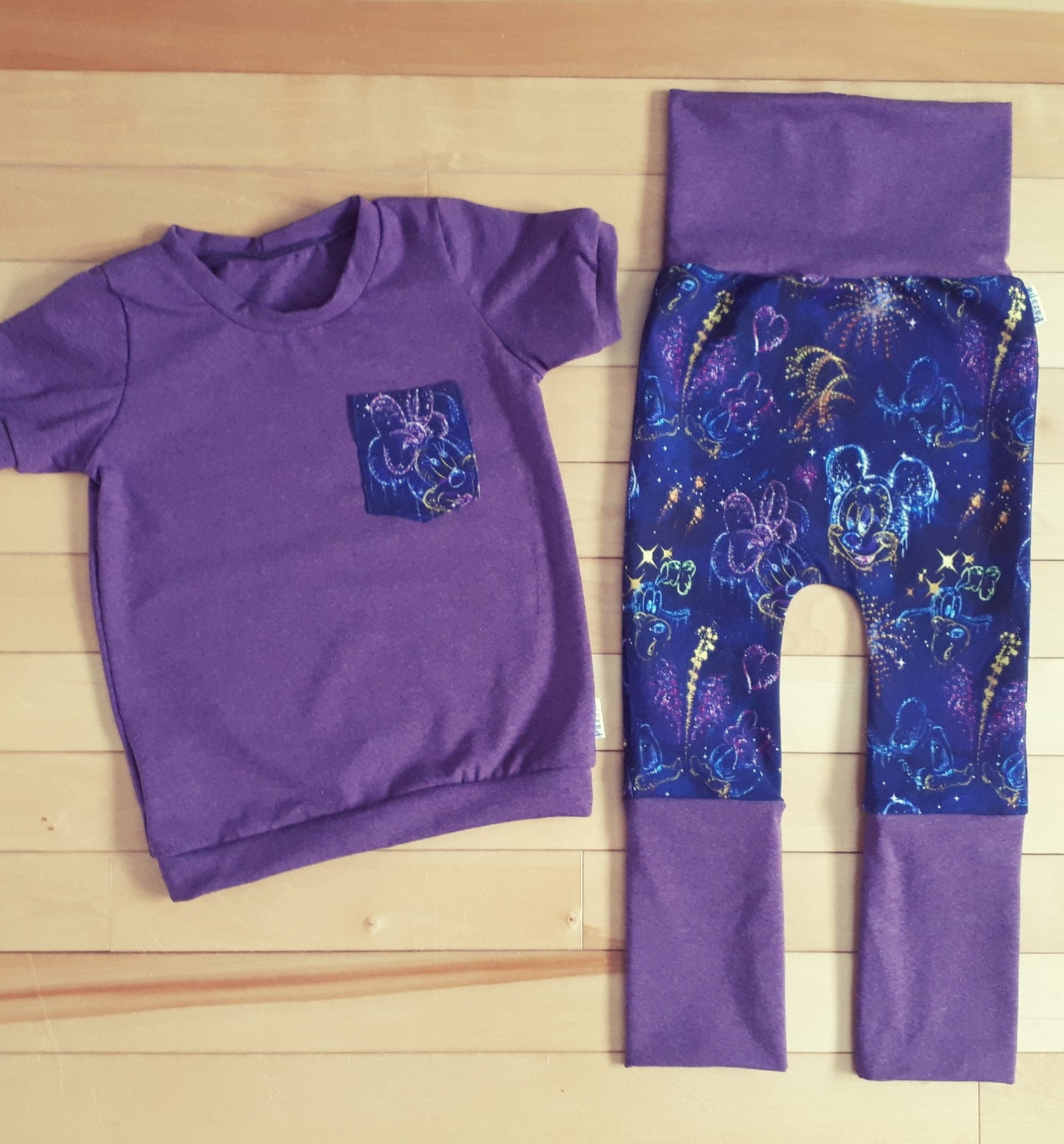 Chandail - Mauve 2 tons - Poche Magie animée