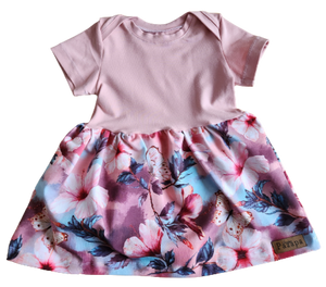 Robe épaules croisées - Fleurs roses éclatantes et papillons